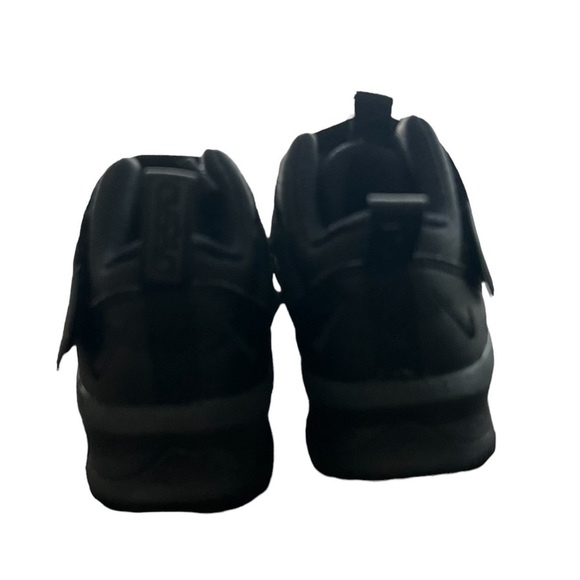Nike Black LeBron Witness 7 Sneakers Size 11 C Toddler - Picture 7 of 8